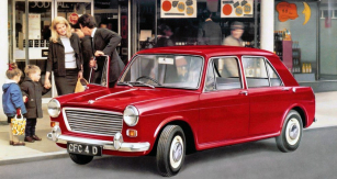 Morris 1100 ve svém prvním provedení, v němž se představil přesně před šedesáti lety