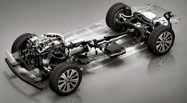 Na sklonku roku nabídku doplní nový vznětový řadový šestiválec 3,3 litru ve 48V mild hybridním uspořádání