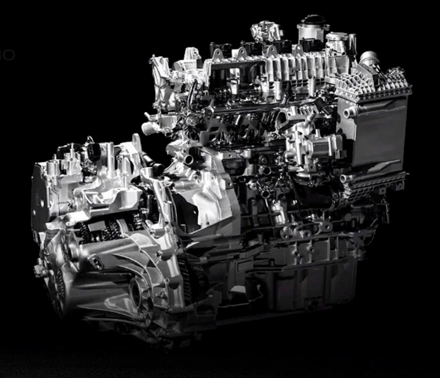 Celkový pohled na hybridní poháněcí ústrojí typu Tonale, sestávající z čtyřválce 1,5 litru, elektromotoru a dvouspojkové převodovky