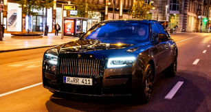 Rolls-Royce Ghost Black Badge