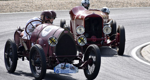 Vpředu Jakub Stauch s Bugatti 13 z roku 1922 a za ním Jiří Hlavsa s Walterem Super 6 z roku 1930 předvedli divákům krásný sport. Šestiválec Walter objemu 3,2 litru měl výkon asi 95 k