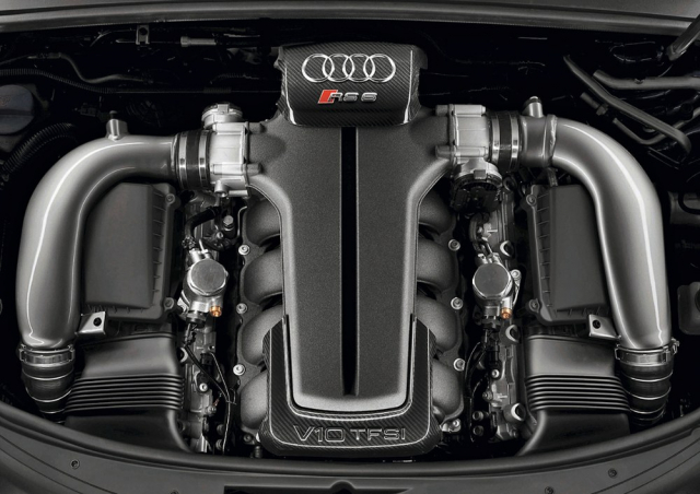 Audi RS 6 vždy vyčnívalo svými motory. V roce 2008 dokonce přišlo s unikátním přeplňovaným desetiválcem s objemem 5,0 l a výkonem 426 kW (580 k)
