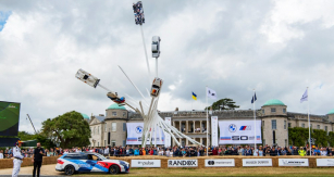 Letošním hlavním partnerem Festivalu rychlosti v Goodwoodu bylo BMW M,  které zde slavilo 50 let od svého vzniku,  například i premiérou modelu M3 Touring