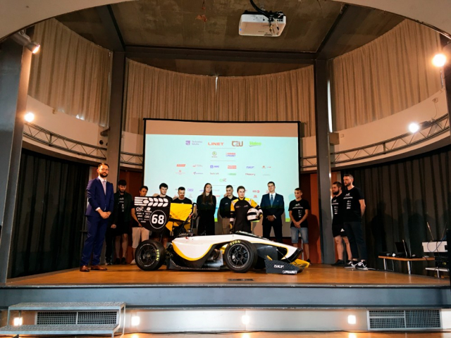 Slavnostní odhalení monopostu FS07 týmu CULS Prague Formula Racing