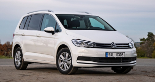 Volkswagen Touran 1.5 TSI EVO2