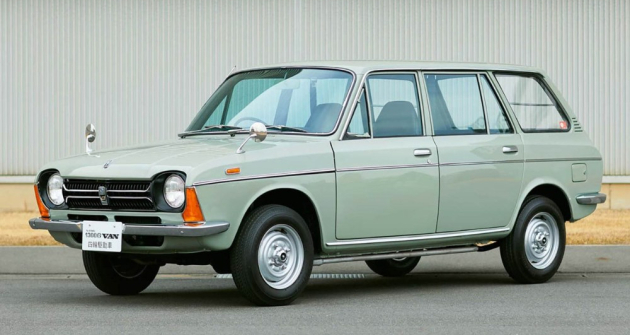 Kombi Subaru 1300G 4WD bylo prvním vozem, na němž Subaru představilo pohon všech kol. Šlo o prototyp vystavený na tokijském autosalonu v roce 1971, sériová verze s karoserií kombi modelu Leone se představila o rok později 