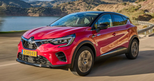 Nová maska s logem Mitsubishi je hlavní odlišností modelu ASX od sesterského Renaultu Captur