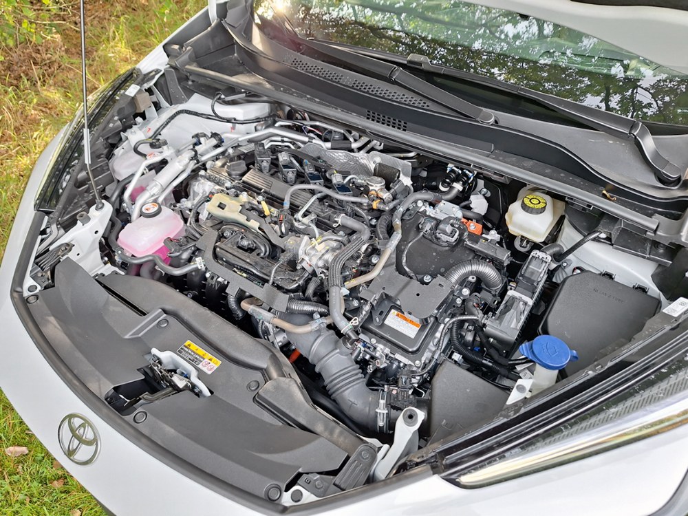 Vrcholným provedením se stane plug-in hybridní ústrojí, shodné s typem Prius