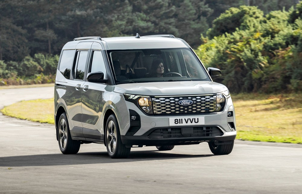 Ford E-Tourneo Courier