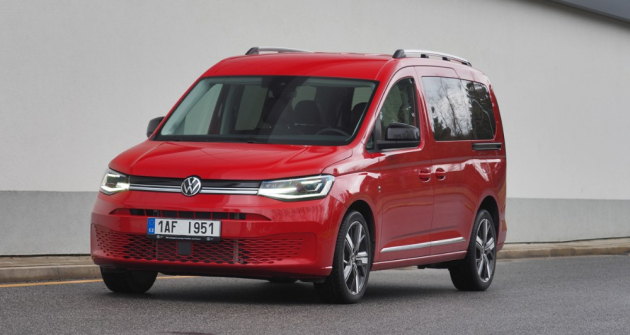 Osobní verze Volkswagenu Caddy již na pohled působí jako rodinné MPV