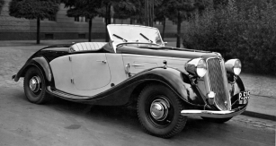 Roadster Lady postavený v pražské karosárně Oldřicha Uhlíka (1936)