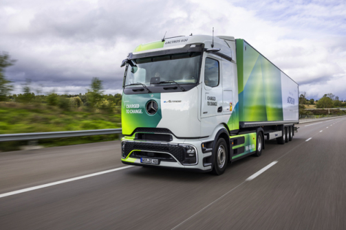 Mercedes představil nový eActros 400. Vychází z eActrosu 600, nabídne vyšší zatížení