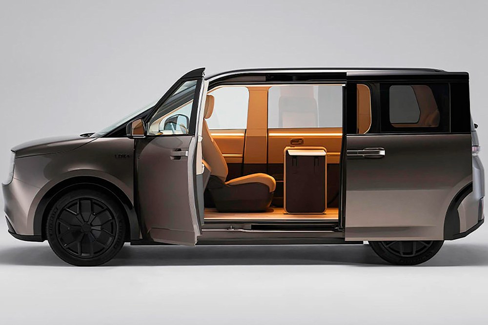 Sharp MPV LDK+ Concept