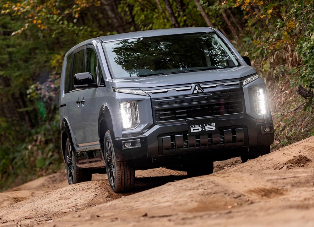 Mitsubishi Delica D:5