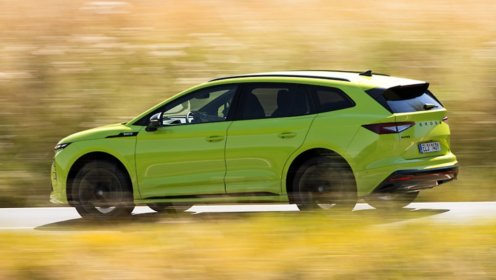 Kromě varianty Coupé je Enyaq RS k dispozici také v karoserii o 60 tisíc korun levnější, a přitom praktičtější a bez slova Coupé v označení