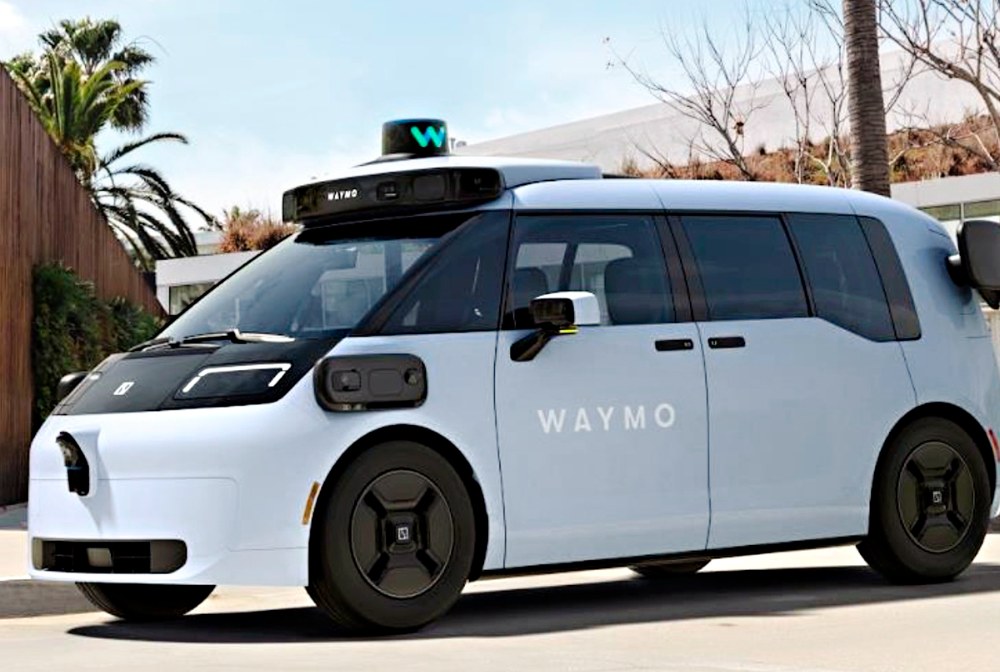 Robotaxi Zeekr RT je určeno pro společnost Waymo, provozující dnes v několika amerických městech Jaguary I-Pace s plně autonomním řízením