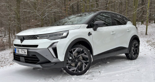 19palcová kola jsou vyhrazena nejvyšší výbavě Esprit Alpine. Menší rozměry kol zvyšují komfort na rozbitém povrchu
