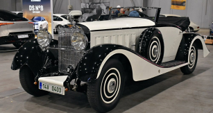 Hvězdou veletrhu byla unikátní Hispano Suiza J12 s dvanáctiválcem objemu 9,5 litru. S karosérií firmy Million Guiet z roku 1934