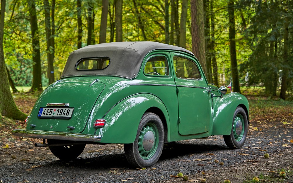 Škoda 1101 polokabriolet