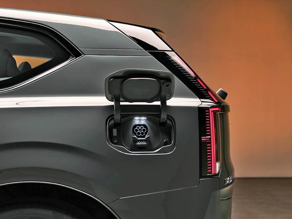 VOLVO EX60 – mění pravidla v segmentu středních prémiových SUV