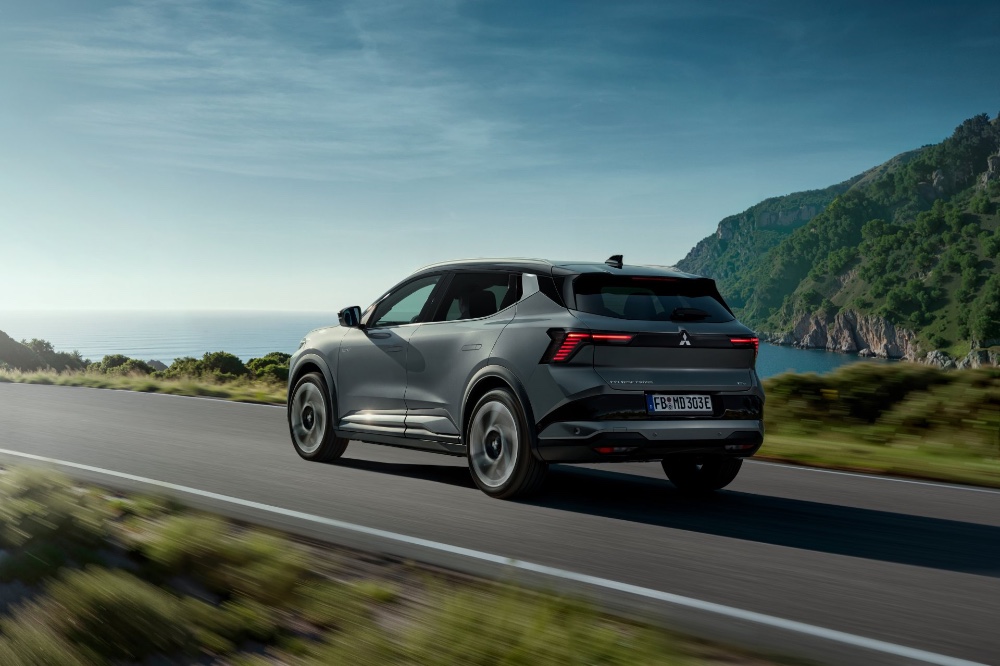 eclipse-cross-015.jpg