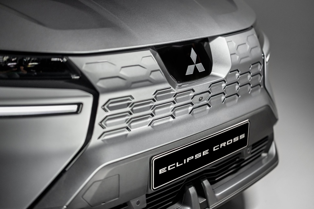 eclipse-cross-018.jpg