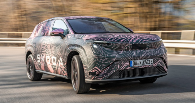 Zatím s maskováním. Škoda Peaq se světu v plné své kráse ukáže až 23. června večer