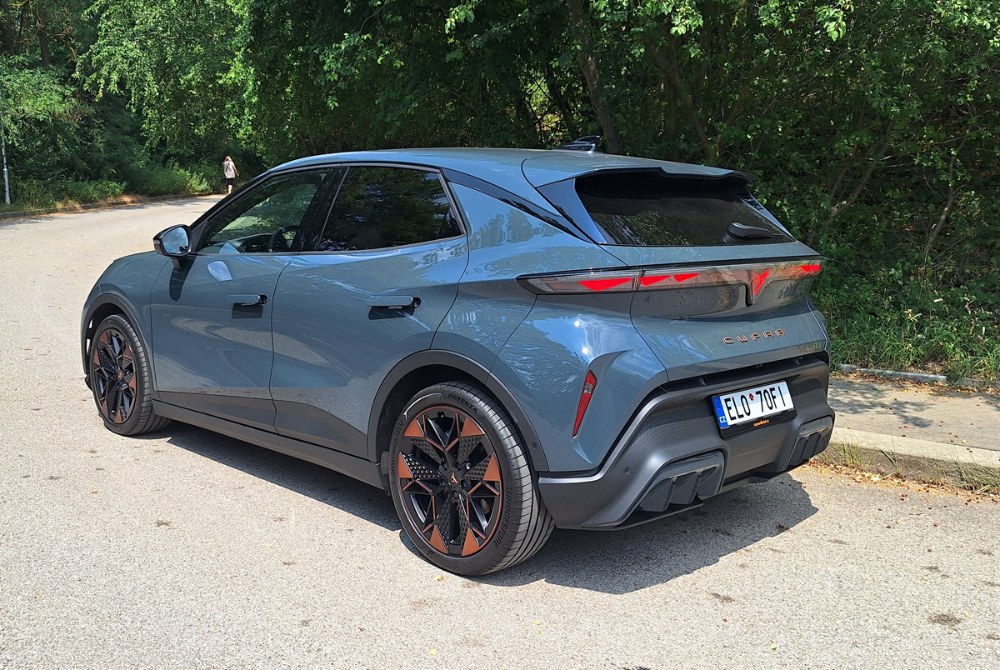 Cupra Raval