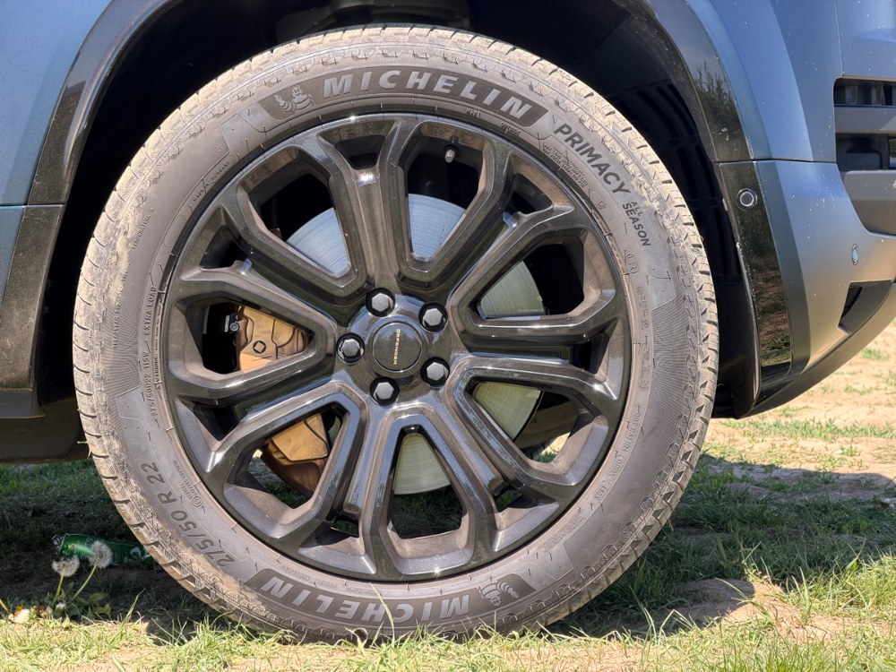 Land Rover Defender Octa