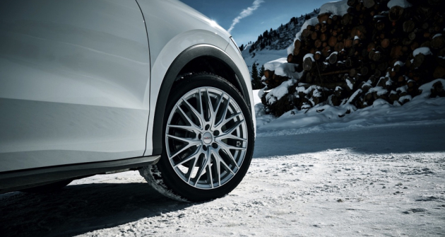 dezent-ky-silver-vw-t-roc-winterpic07.jpg