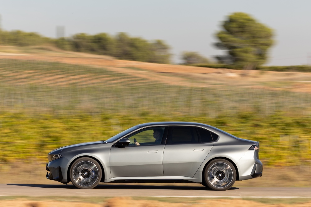 bmw-i3-50-xdrive-006-wgm.jpg