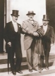 Zleva: Rudolf Diesel, Heinrich von Buz, prof. Moritz Schröter, němečtí inženýři na setkání v Kasseli 16. června 1897.