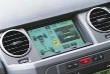 LCD displej zobrazuje informace navigace, audia i systému pohonu všech kol.