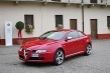 Alfa GT Q2 s motorem 1.9 JTDm 16V/110 kW (150 k) je podle údajů výrobce            o 75 kg těžší než třídveřová Alfa 147,            má největší rychlost 209 km/h,            zrychlení z 0 na 100 km/h za 9,6 s            a spotřebu paliva EU 8,7/5,4/6,7 l/100 km