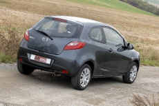 02_mazda2